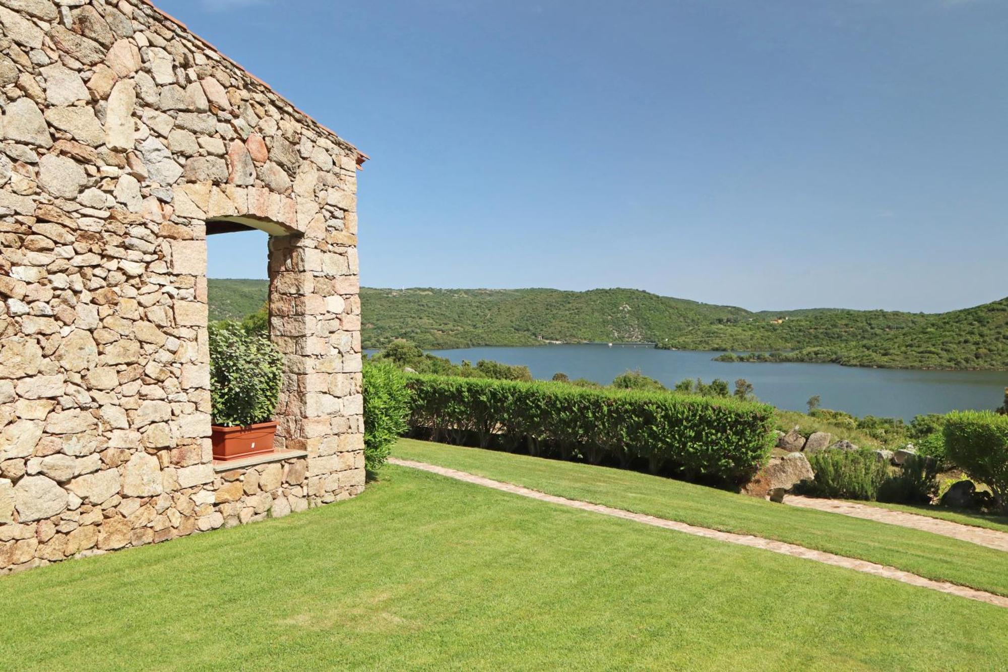 Hotel Valkarana Country Relais (Adults Only) Sant'Antonio di Gallura Exterior photo